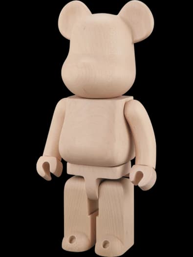 BE@RBRICK figure: カリモク BE@RBRICK WHITE