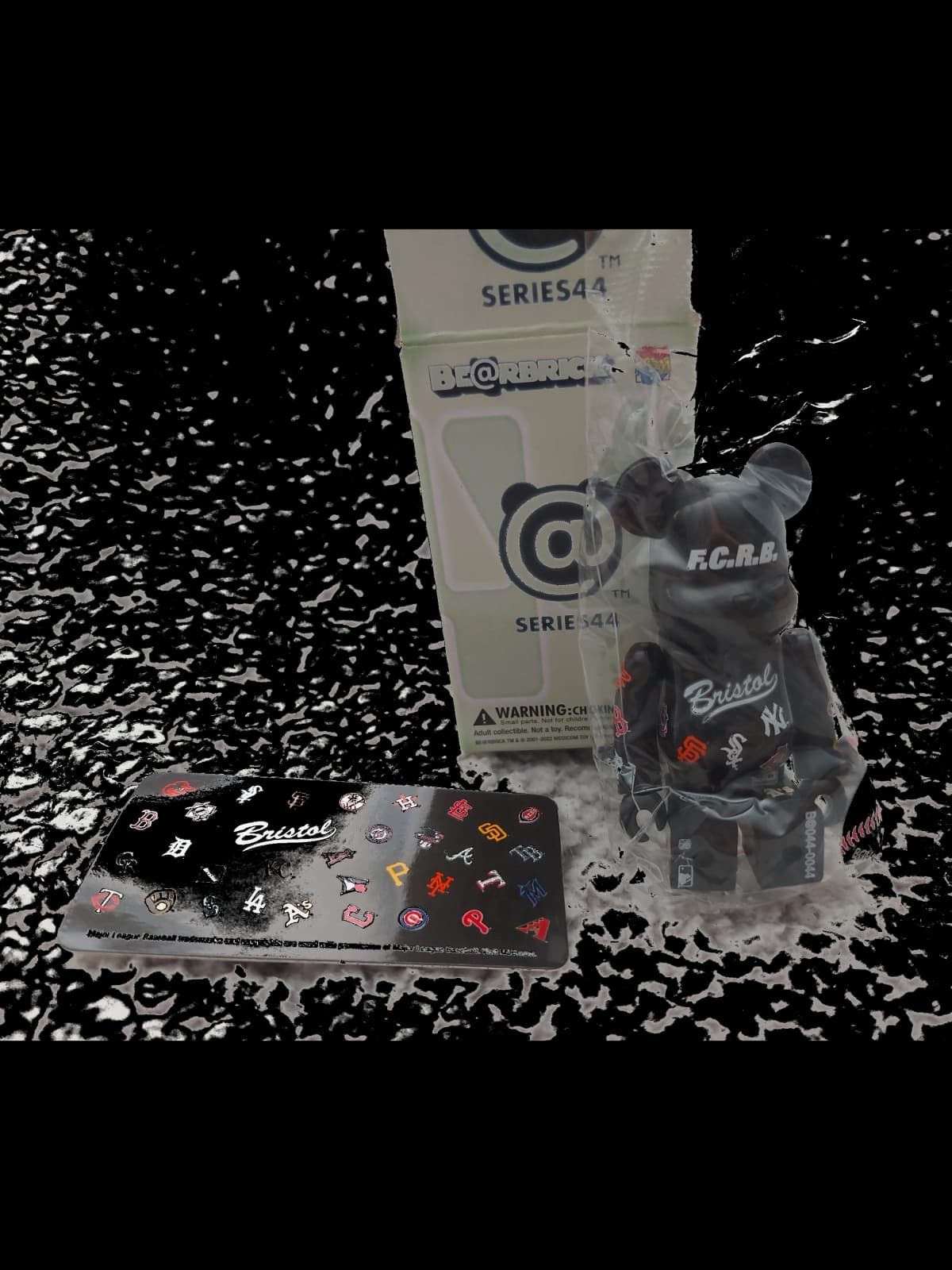 Bristol MLB FCRB (Secret Rare) - Bearbrick Series 44 - Medicomtoy BE@RBRICK