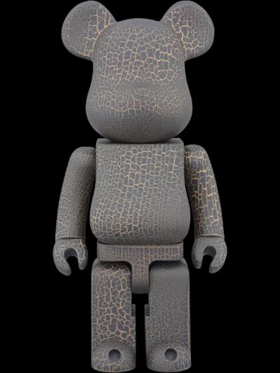 BE@RBRICK figure: カリモク CRACK PAINT