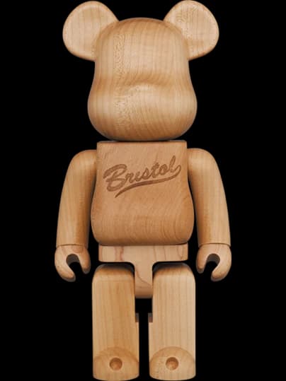 カリモク F.C.R.B. × MLB BE@RBRICK