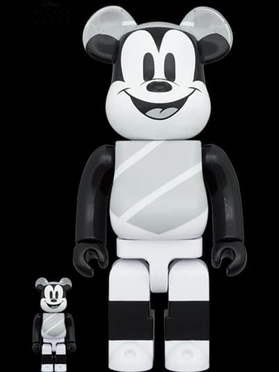 Hat and Poncho Mickey BE@RBRICK