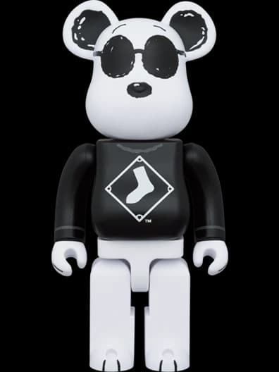 × Peanuts Be@rbrick Snoopy(white Sox) BE@RBRICK