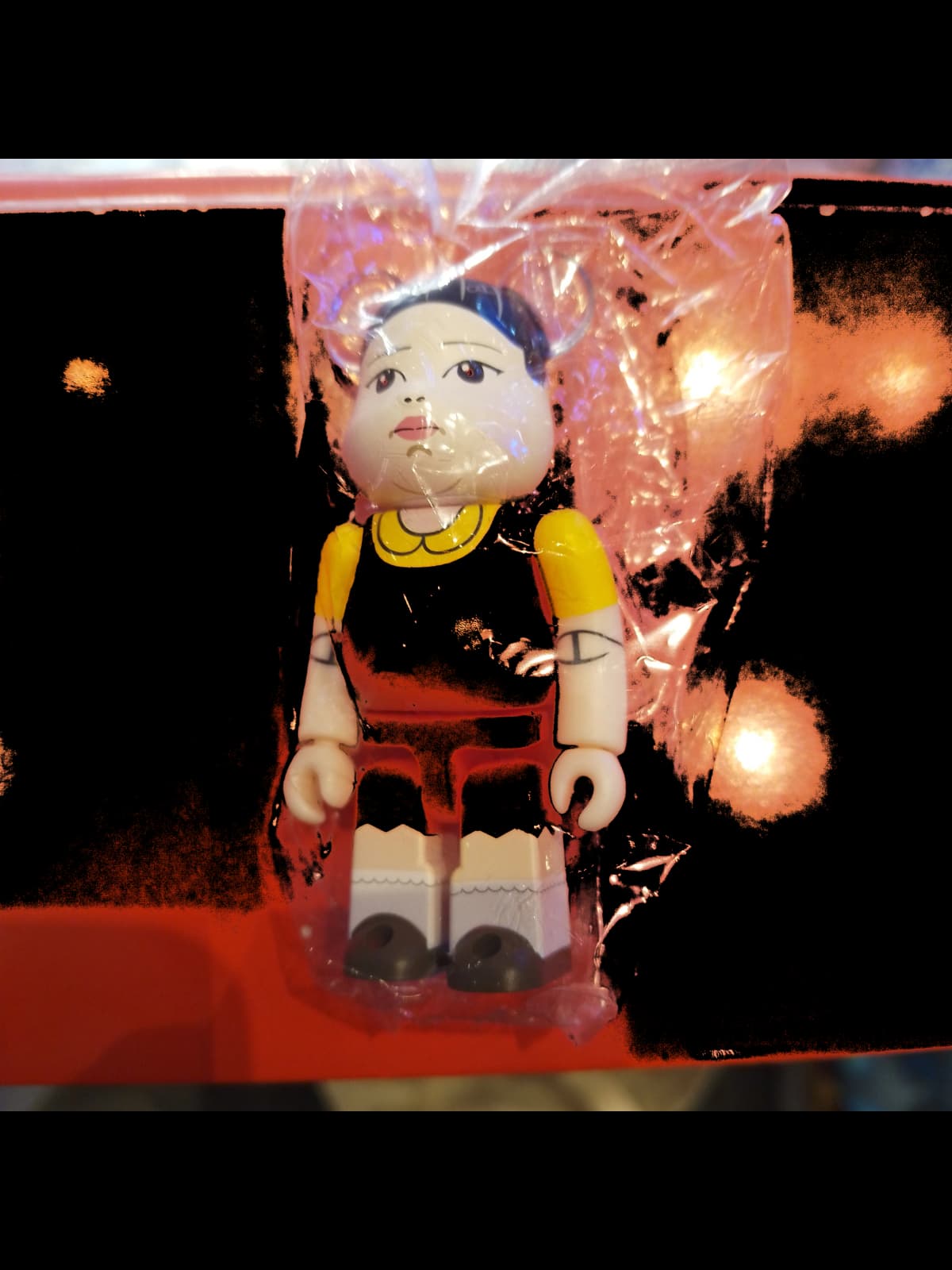 BE@RBRICK figure: Squid Game Girl