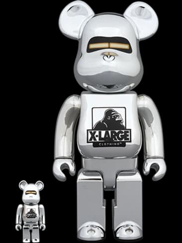 (r) × Hajime Sorayama & Silver BE@RBRICK